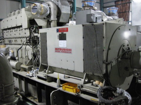 ディーゼルエンジン発電機　三菱　S6U2　1000Kw（2003）サムネイル
